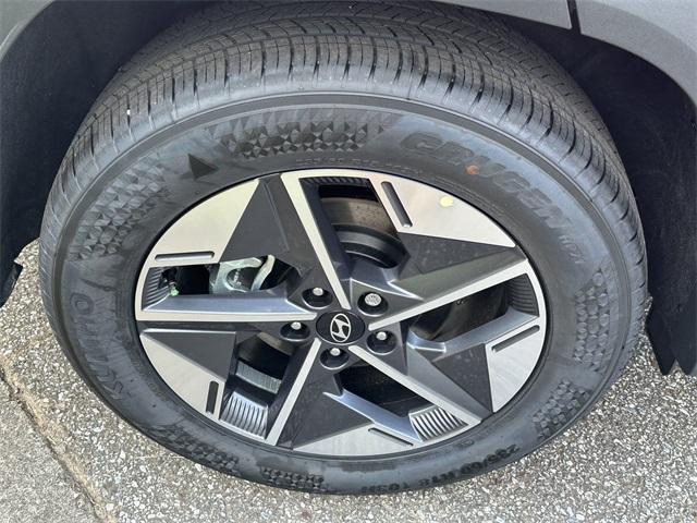 new 2025 Hyundai Tucson car, priced at $28,289