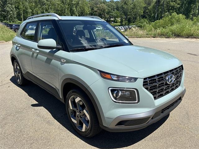 new 2025 Hyundai Venue car, priced at $22,935