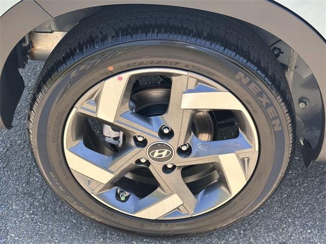 new 2025 Hyundai Venue car, priced at $22,935