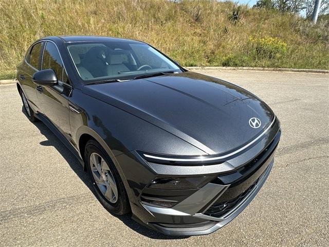 new 2025 Hyundai Sonata car, priced at $25,258