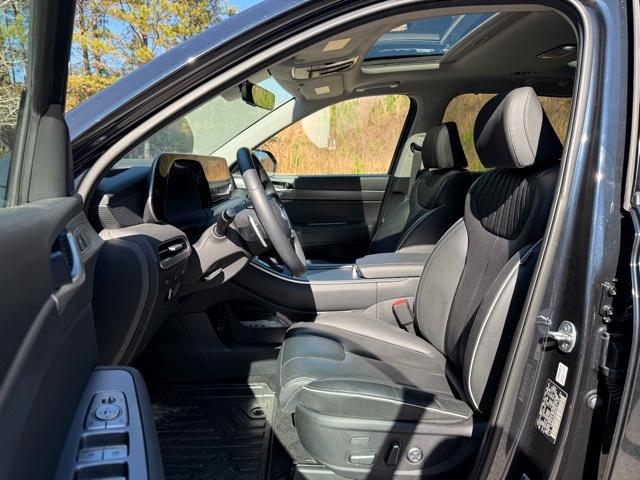 used 2023 Hyundai Palisade car, priced at $33,900