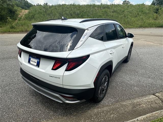 new 2025 Hyundai TUCSON Hybrid car, priced at $30,830