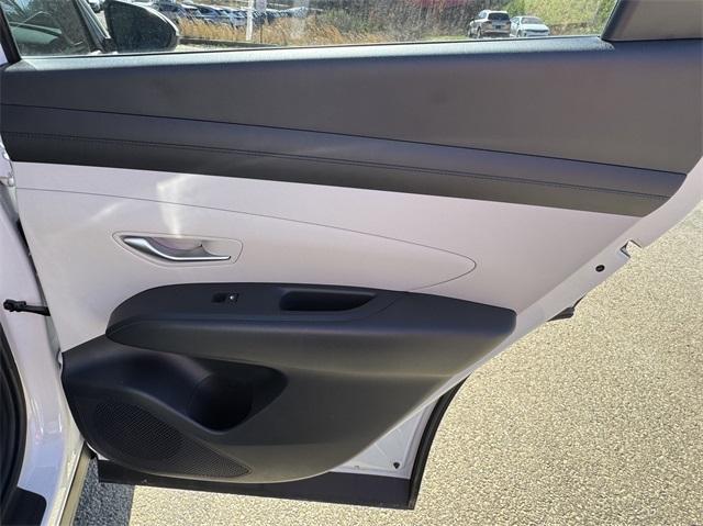 new 2025 Hyundai Tucson car, priced at $32,383