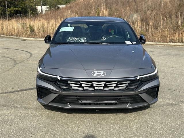 new 2025 Hyundai Elantra car, priced at $24,196