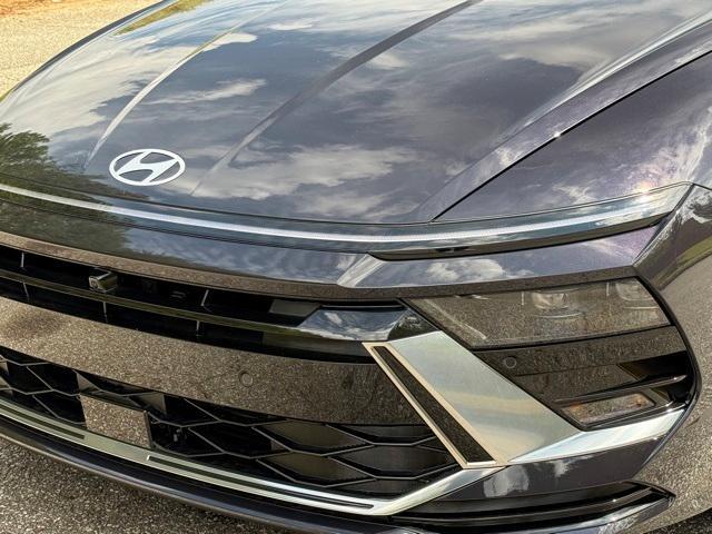 new 2025 Hyundai Sonata Hybrid car, priced at $35,265