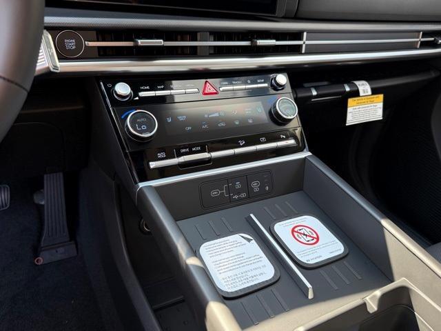 new 2026 Hyundai SANTA FE HEV car, priced at $35,875