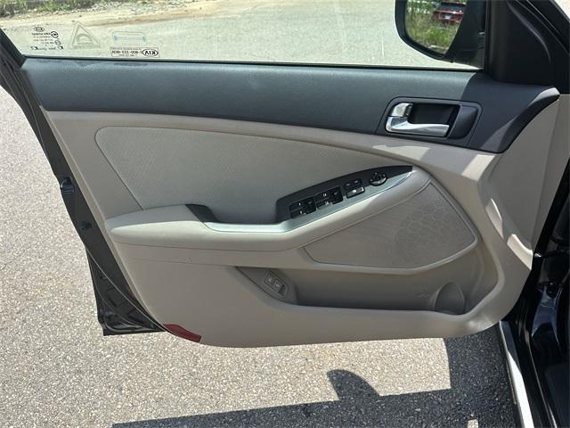 used 2015 Kia Optima Hybrid car, priced at $9,641