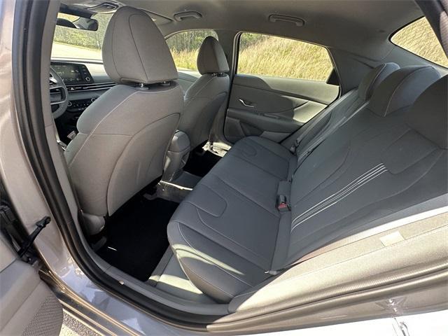 new 2025 Hyundai Elantra car, priced at $21,659