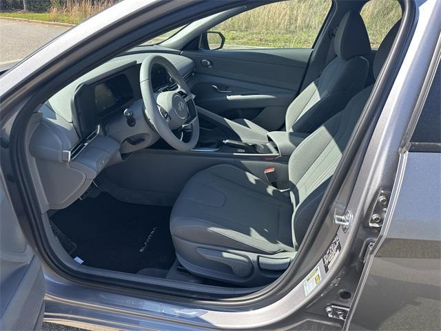 new 2025 Hyundai Elantra car, priced at $21,659