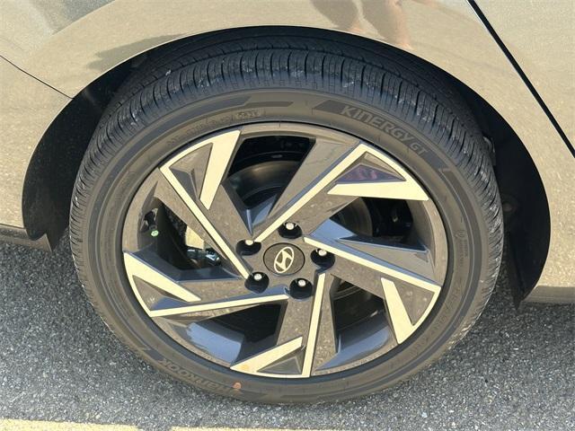new 2025 Hyundai ELANTRA HEV car, priced at $28,454