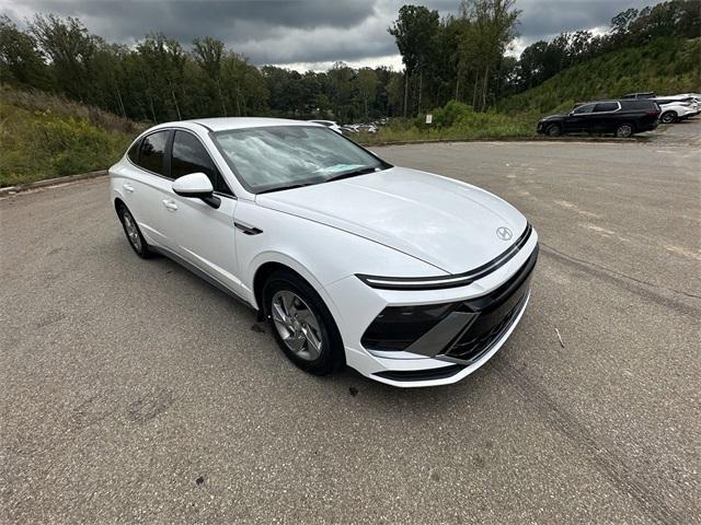 new 2025 Hyundai Sonata car, priced at $25,886