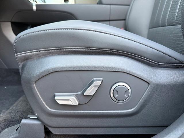 new 2026 Hyundai SANTA FE HEV car, priced at $198,580