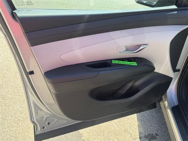 new 2025 Hyundai TUCSON Hybrid car, priced at $34,484