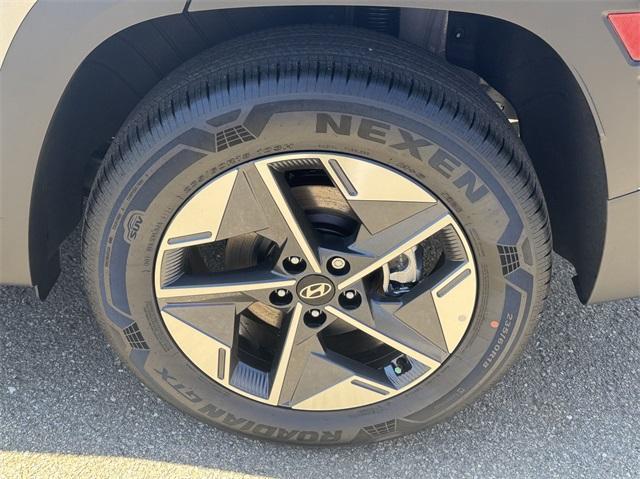 new 2025 Hyundai TUCSON Hybrid car, priced at $34,484