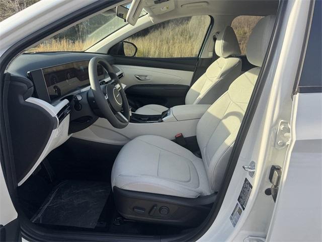 new 2025 Hyundai Tucson car, priced at $28,135