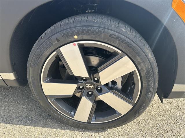 new 2025 Hyundai SANTA FE HEV car, priced at $46,825