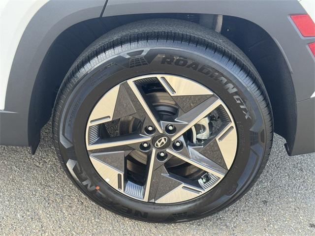 new 2025 Hyundai Tucson car, priced at $27,553