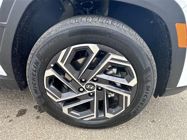 new 2025 Hyundai TUCSON Hybrid car, priced at $42,955