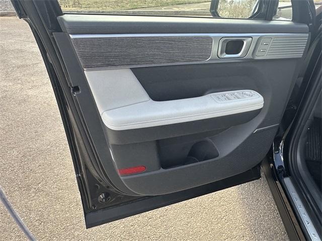 new 2025 Hyundai SANTA FE HEV car, priced at $45,640