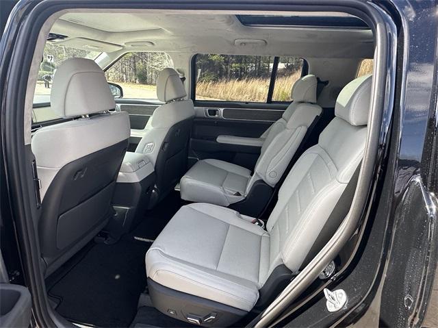 new 2025 Hyundai SANTA FE HEV car, priced at $45,640