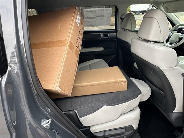 new 2025 Hyundai Santa Fe car, priced at $34,003
