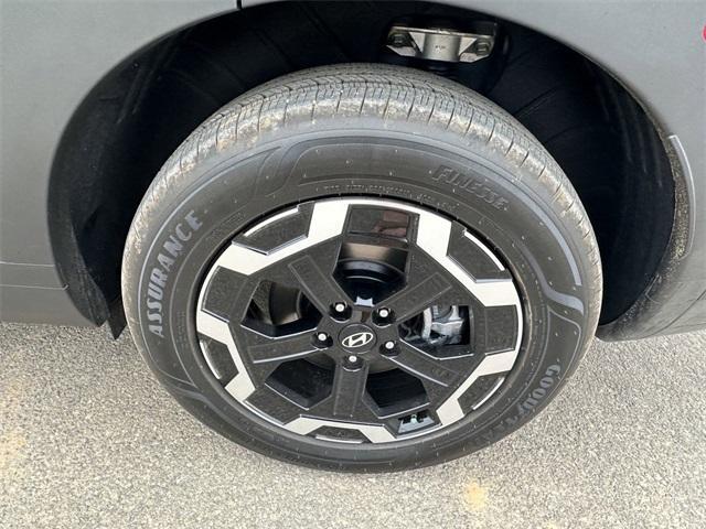 new 2025 Hyundai Santa Fe car, priced at $34,003