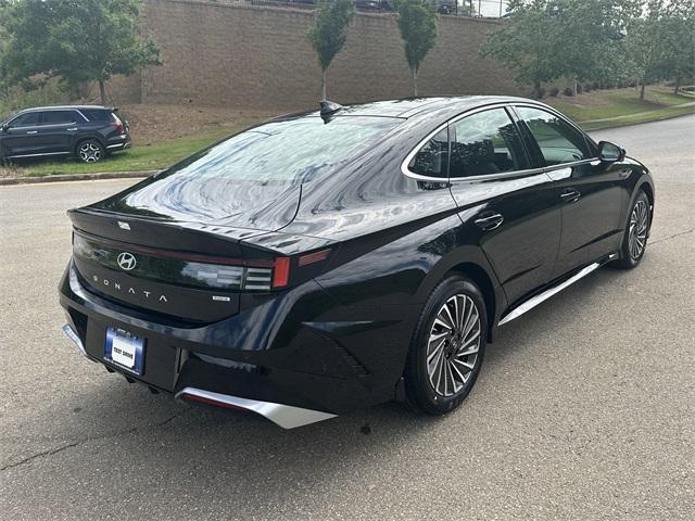 new 2025 Hyundai Sonata Hybrid car, priced at $37,703