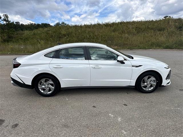 new 2025 Hyundai Sonata car, priced at $25,091