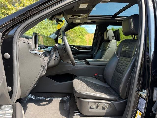 used 2023 Cadillac Escalade ESV car, priced at $72,525