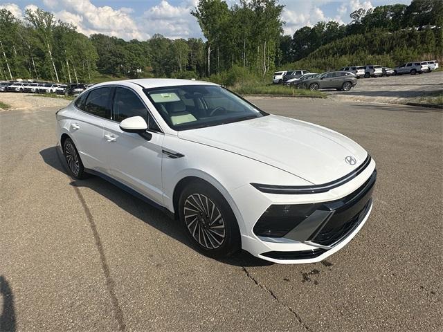 new 2025 Hyundai Sonata Hybrid car, priced at $31,521