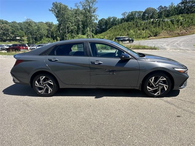new 2025 Hyundai Elantra car, priced at $23,372