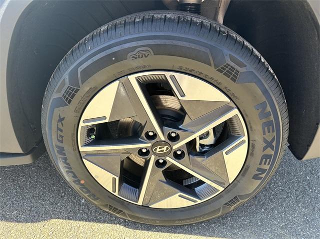 new 2025 Hyundai Tucson car, priced at $30,983
