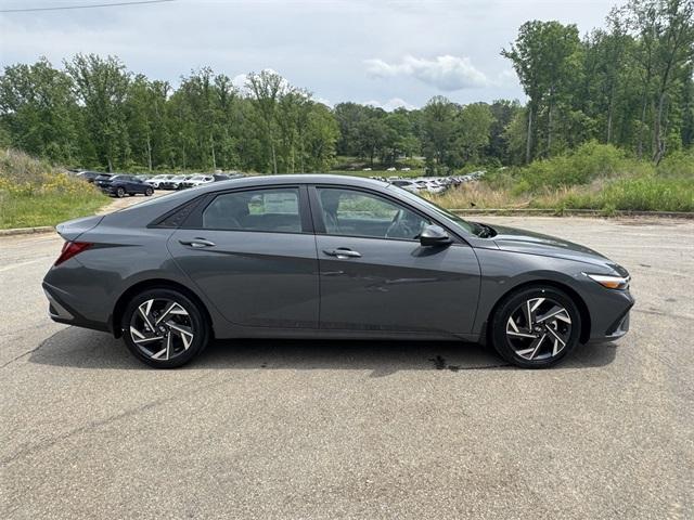 new 2025 Hyundai Elantra car, priced at $21,759