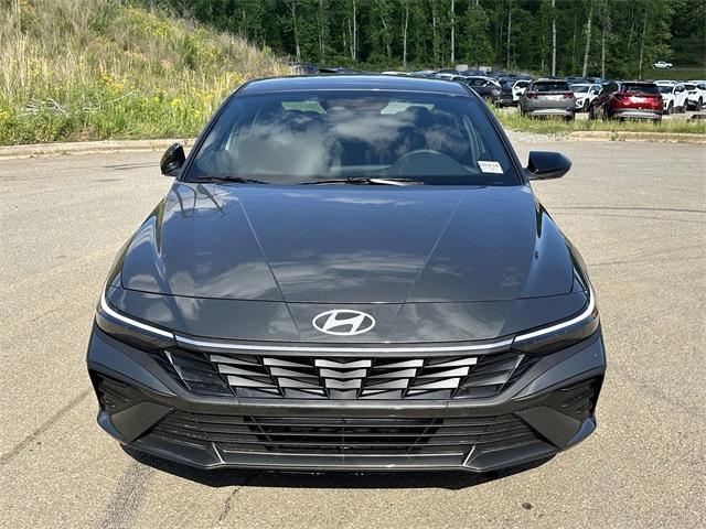new 2025 Hyundai Elantra car, priced at $23,760