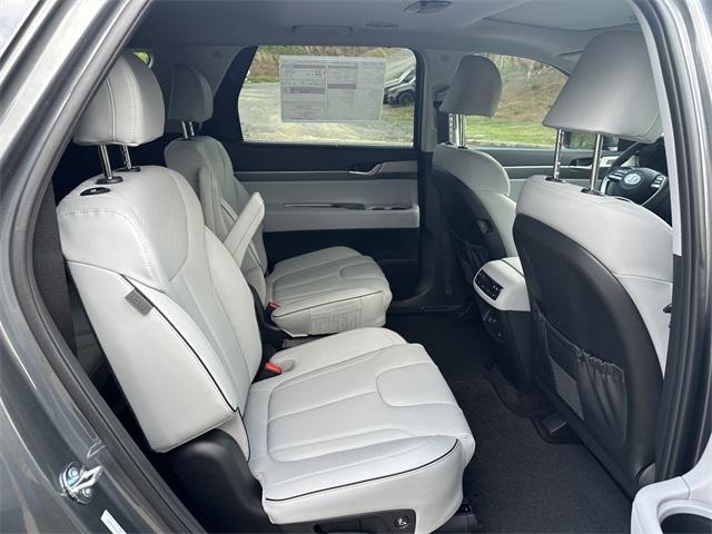 new 2025 Hyundai Palisade car, priced at $45,301