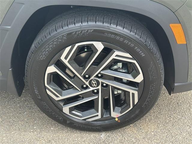 new 2025 Hyundai Tucson car, priced at $40,715