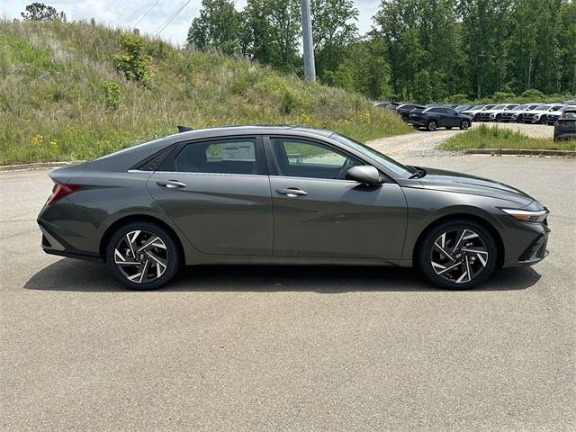 new 2025 Hyundai ELANTRA HEV car, priced at $30,963