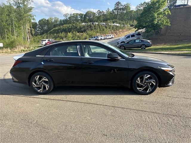 new 2025 Hyundai ELANTRA HEV car, priced at $30,954