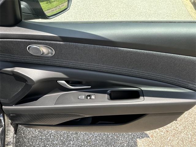 new 2025 Hyundai ELANTRA HEV car, priced at $27,454