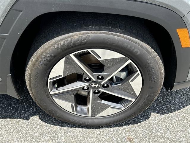 new 2025 Hyundai Tucson car, priced at $29,078