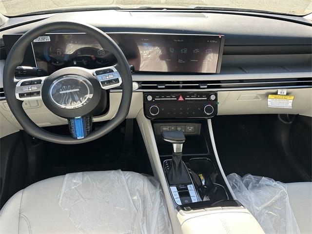 new 2025 Hyundai Tucson car, priced at $30,828
