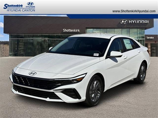 new 2024 Hyundai Elantra car, priced at $22,128