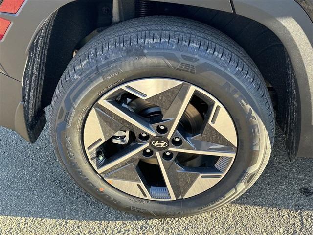 new 2025 Hyundai TUCSON Hybrid car, priced at $34,506