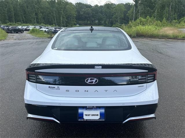 new 2025 Hyundai Sonata Hybrid car, priced at $40,015