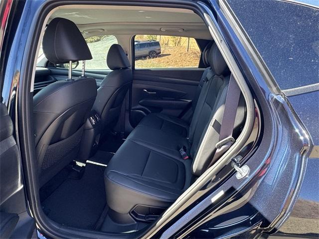 new 2025 Hyundai TUCSON Hybrid car, priced at $34,484