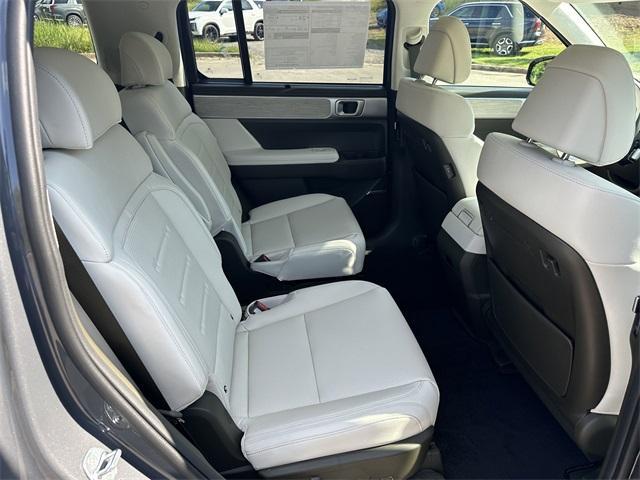 new 2025 Hyundai Santa Fe car, priced at $49,280