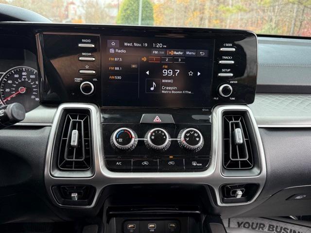 used 2022 Kia Sorento car, priced at $21,890