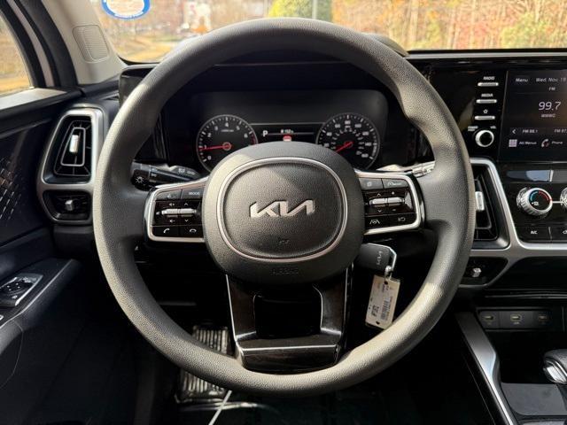 used 2022 Kia Sorento car, priced at $21,890
