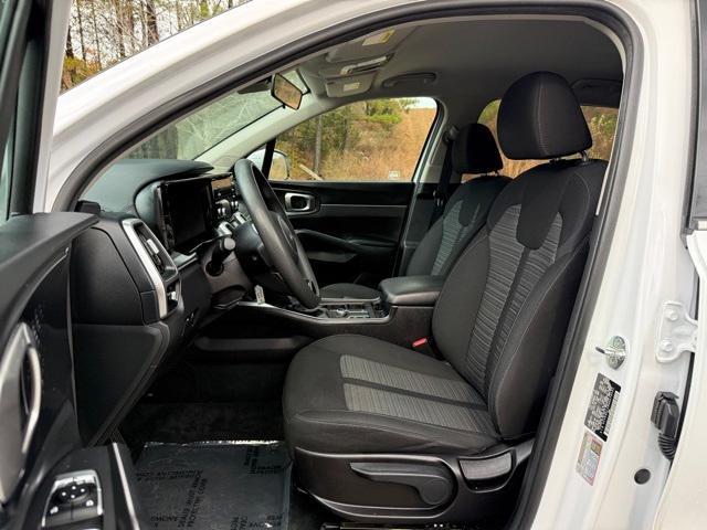 used 2022 Kia Sorento car, priced at $21,890