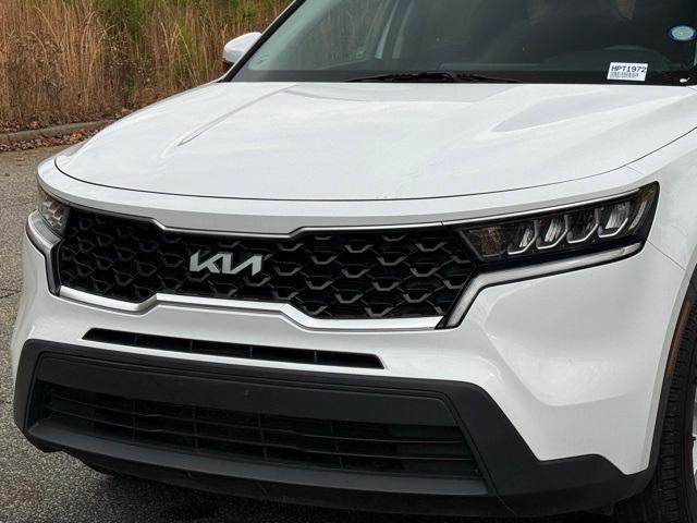 used 2022 Kia Sorento car, priced at $21,890